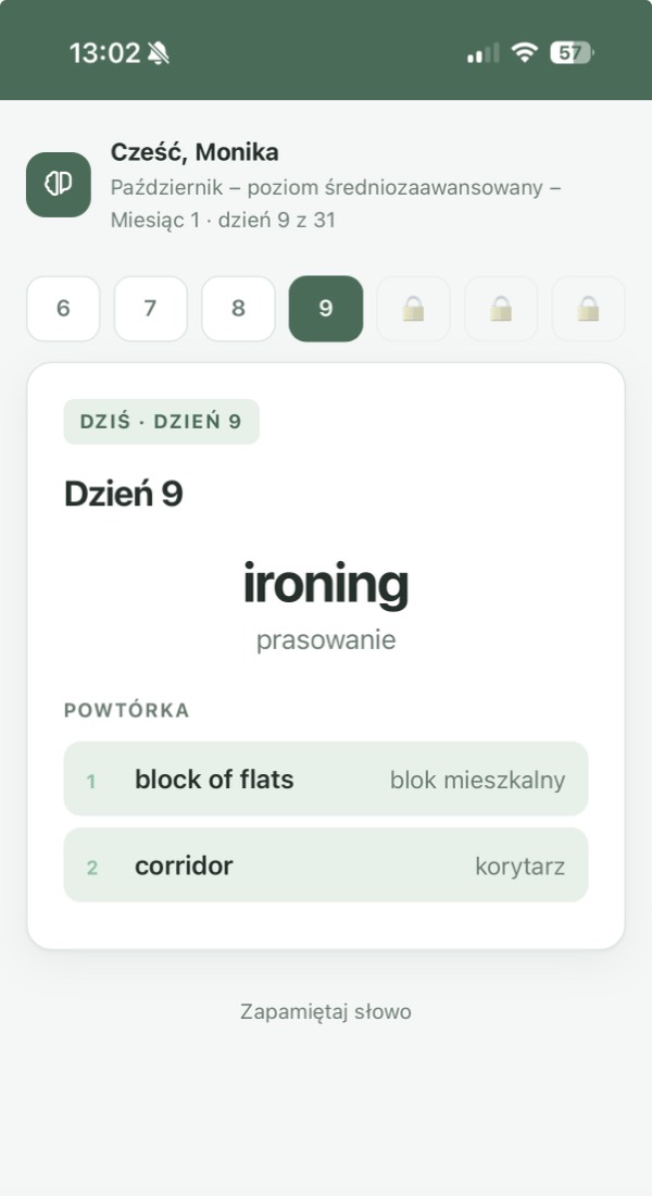Widok lekcji dnia ze słówkiem ironing oraz listą słówek do powtórki.